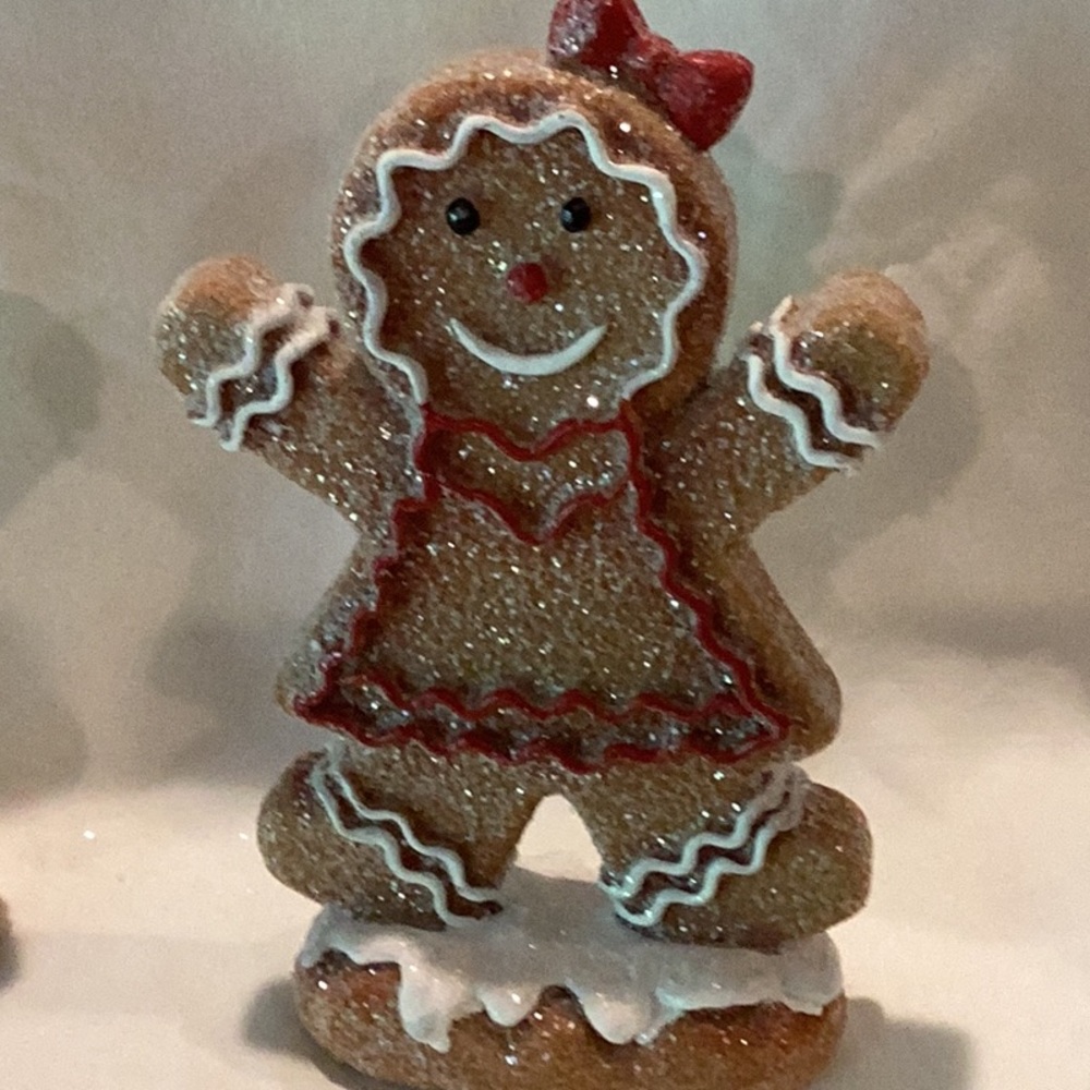 Gingerbread Boy & Girl - Picture 4 of 5